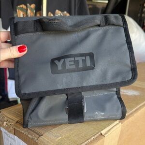 YETI Charcoal Soft Cooler DayTrip Bag